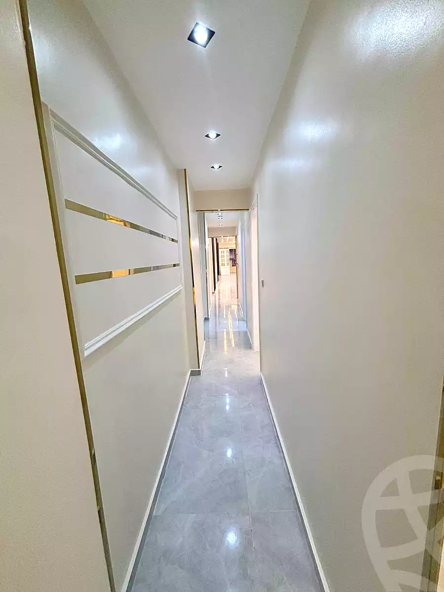 https://aqarmap.com.eg/ar/listing/7056324-for-sale-alexandria-sydy-bshr-sydy-bshr-bhry-street-15