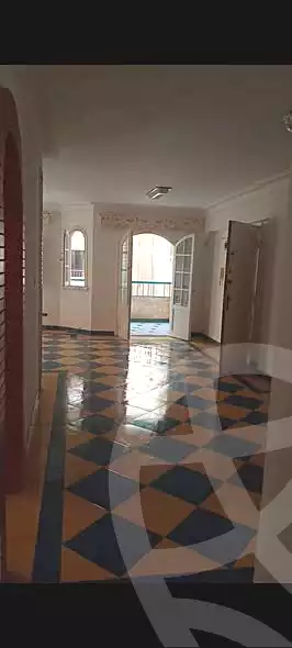 https://aqarmap.com.eg/ar/listing/7056382-for-rent-alexandria-al-agamy-shataa-el-nakheel-street-2