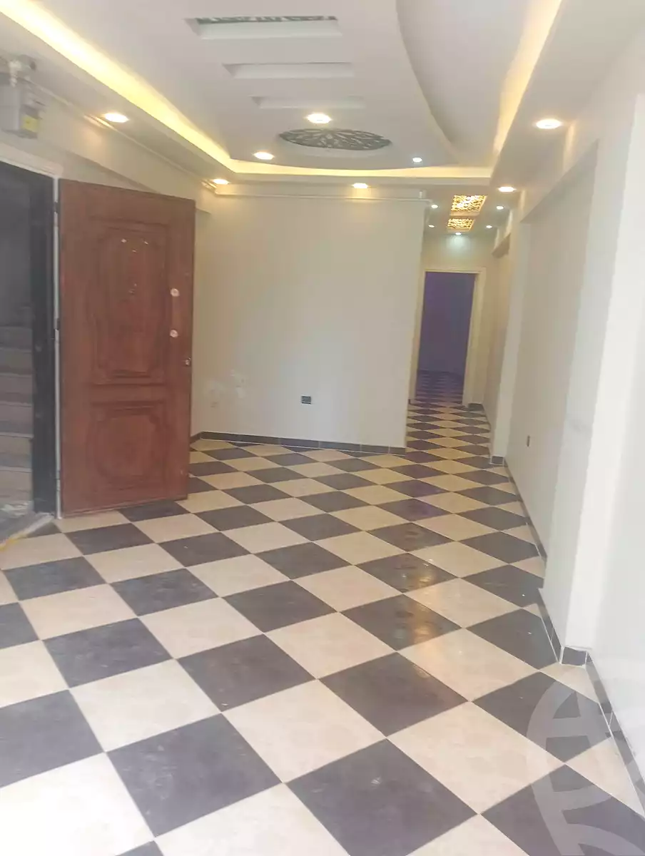 https://aqarmap.com.eg/ar/listing/7056511-for-rent-alexandria-al-agamy-bw-ywsf