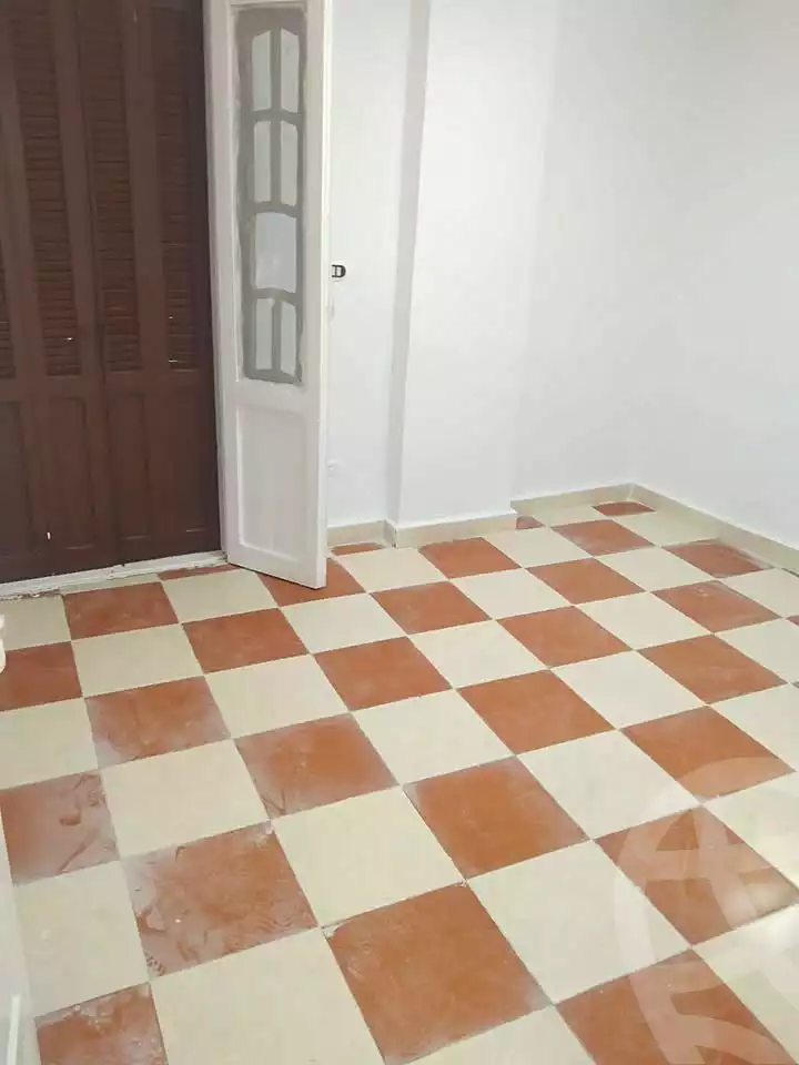 https://aqarmap.com.eg/en/listing/7056618-for-sale-alexandria-al-agamy-el-hanouvel-kasr-al-quiri-st-1