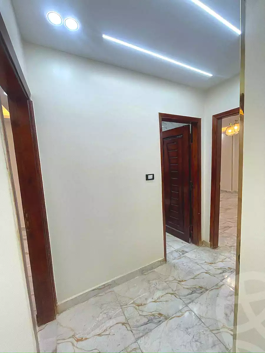 https://aqarmap.com.eg/en/listing/7056632-for-sale-cairo-elnozha-Streettt-27