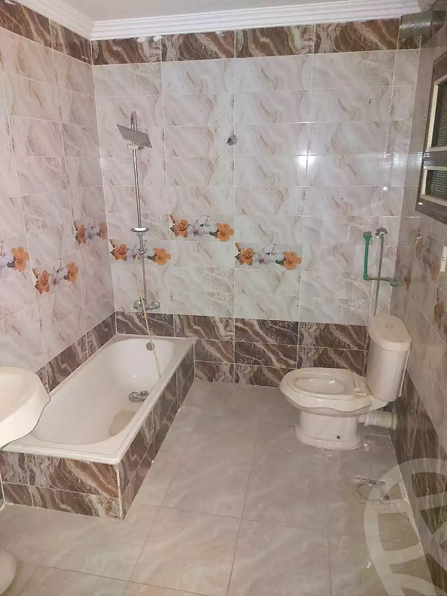https://aqarmap.com.eg/ar/listing/7056709-for-sale-cairo-helwan-helwan-el-sharkeya-el-maraghi-st