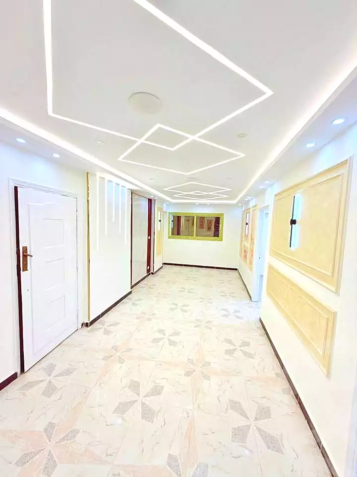 https://aqarmap.com.eg/ar/listing/7056730-for-sale-alexandria-miami-mahmoud-el-isawy-st
