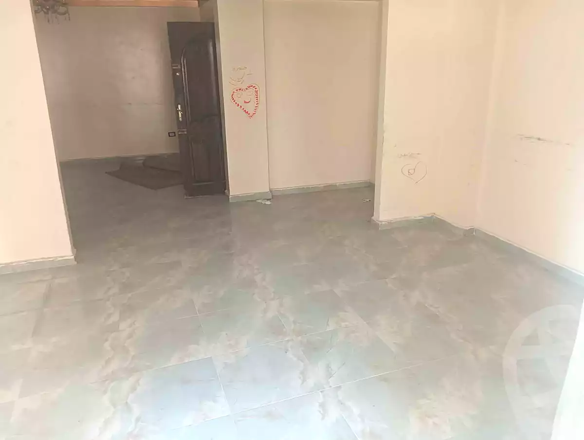 https://aqarmap.com.eg/en/listing/7056991-for-sale-alexandria-al-agamy-el-kilo-21