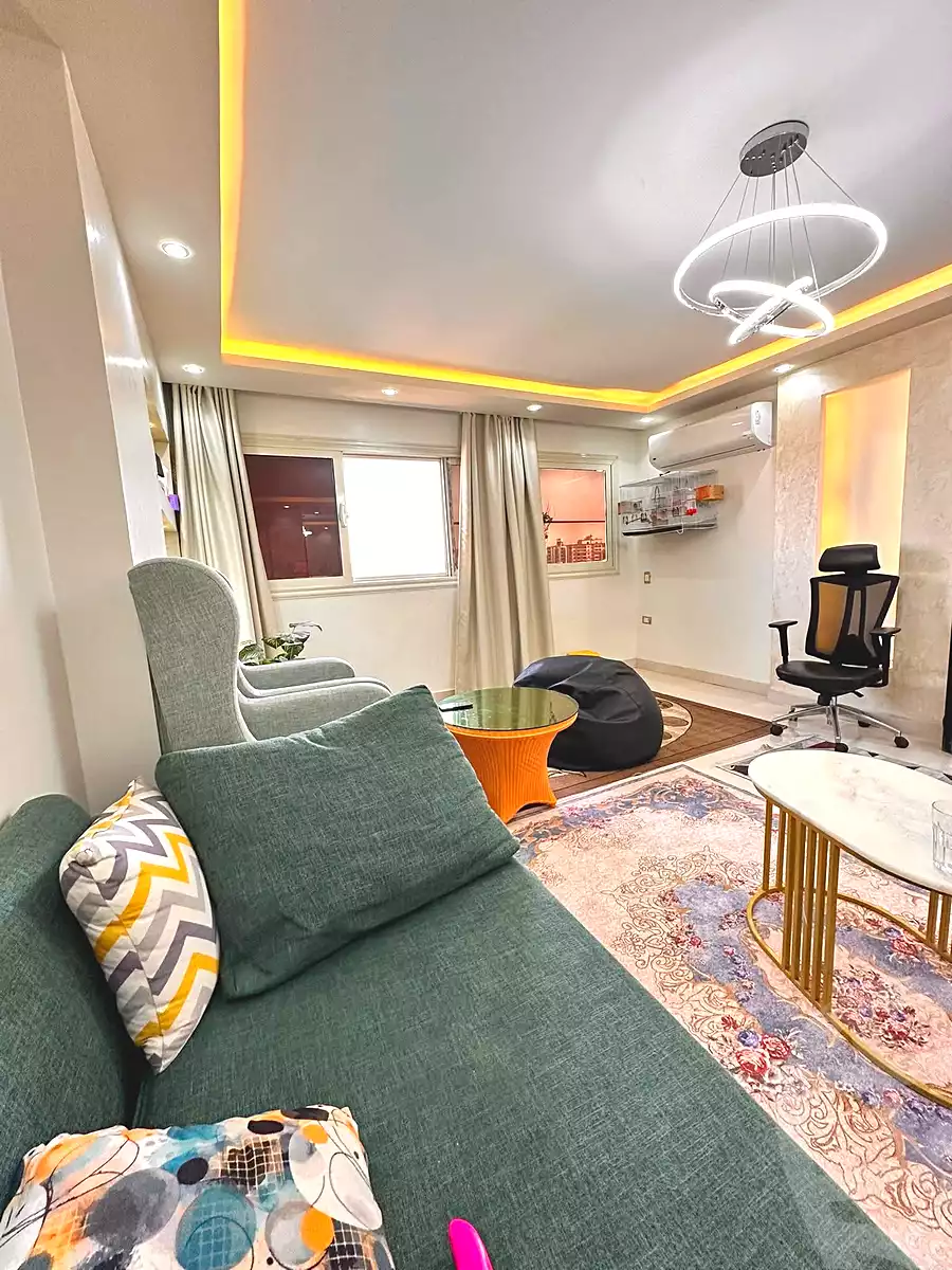 https://aqarmap.com.eg/en/listing/7057144-for-sale-cairo-ain-shams-jsr-lswys