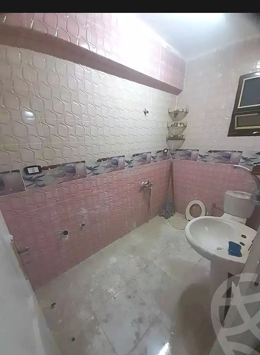 https://aqarmap.com.eg/en/listing/7057274-for-sale-alexandria-sydy-bshr-sydy-bshr-bhry-gamal-abd-el-nasir-st