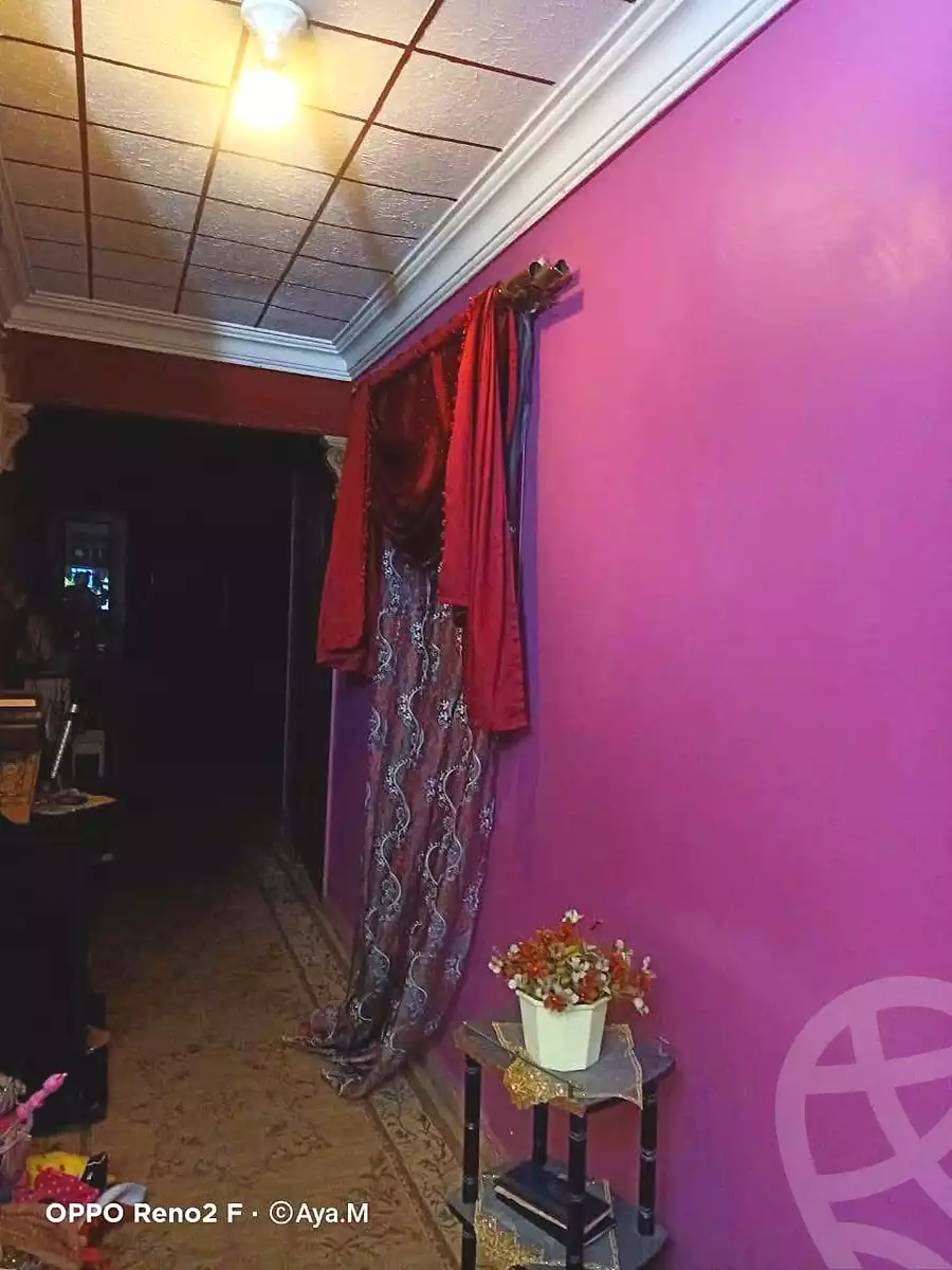 https://aqarmap.com.eg/ar/listing/7057296-for-sale-cairo-helwan-helwan-el-sharkeya-mostafa-safwat-st