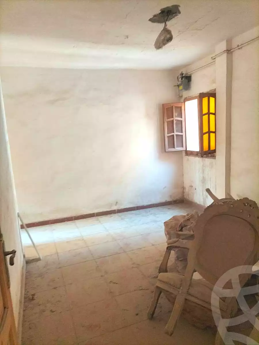 https://aqarmap.com.eg/ar/listing/7057372-for-sale-alexandria-al-agamy-el-hanouvel-al-haded-we-al-soulb-st