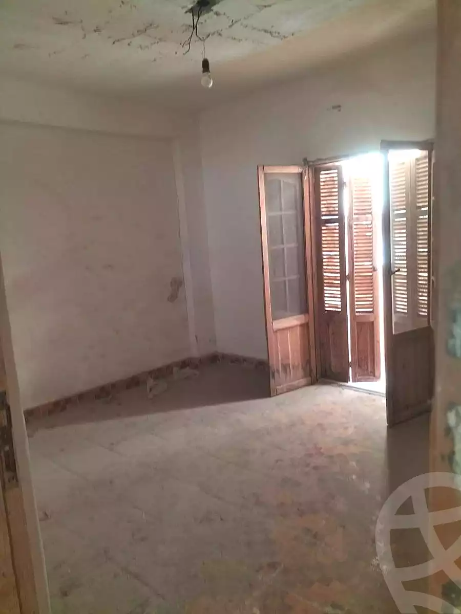 https://aqarmap.com.eg/ar/listing/7057372-for-sale-alexandria-al-agamy-el-hanouvel-al-haded-we-al-soulb-st