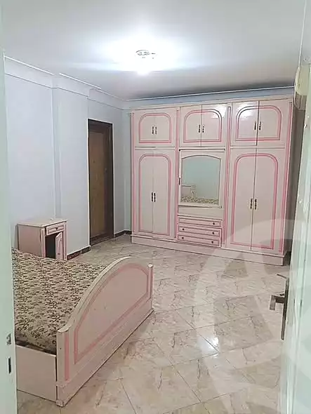 https://aqarmap.com.eg/en/listing/7057404-for-sale-alexandria-el-mandara-alex-el-mandara-bahri