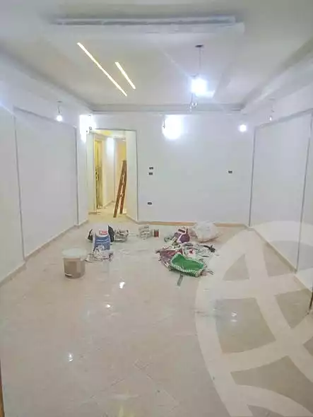 https://aqarmap.com.eg/ar/listing/7057571-for-sale-alexandria-al-agamy-el-hanouvel-radwan-st