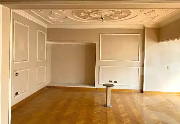 https://aqarmap.com.eg/ar/listing/7057604-for-rent-cairo-el-maadi-sarayat-el-maadi-street-10