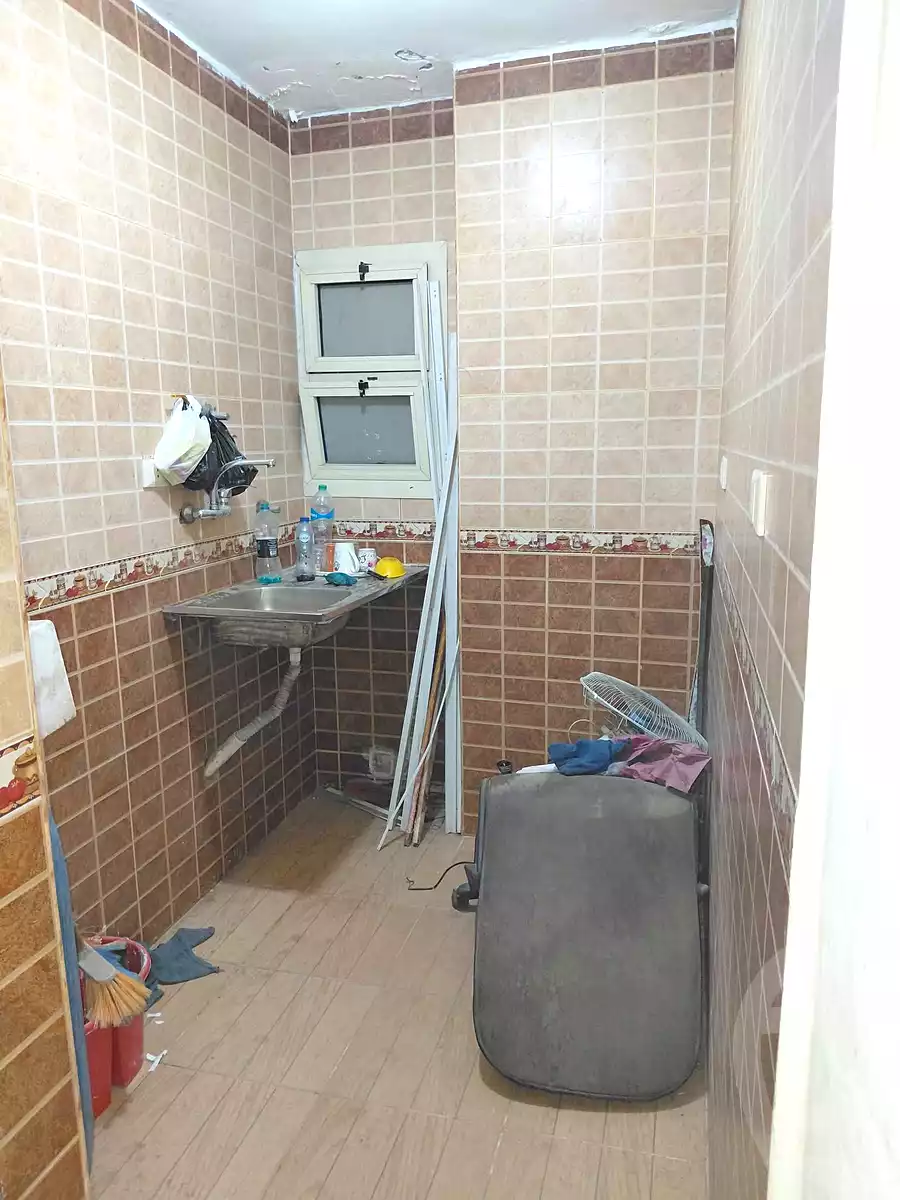 https://aqarmap.com.eg/ar/listing/7057842-for-sale-cairo-ain-shams-ain-shams-el-sharkia