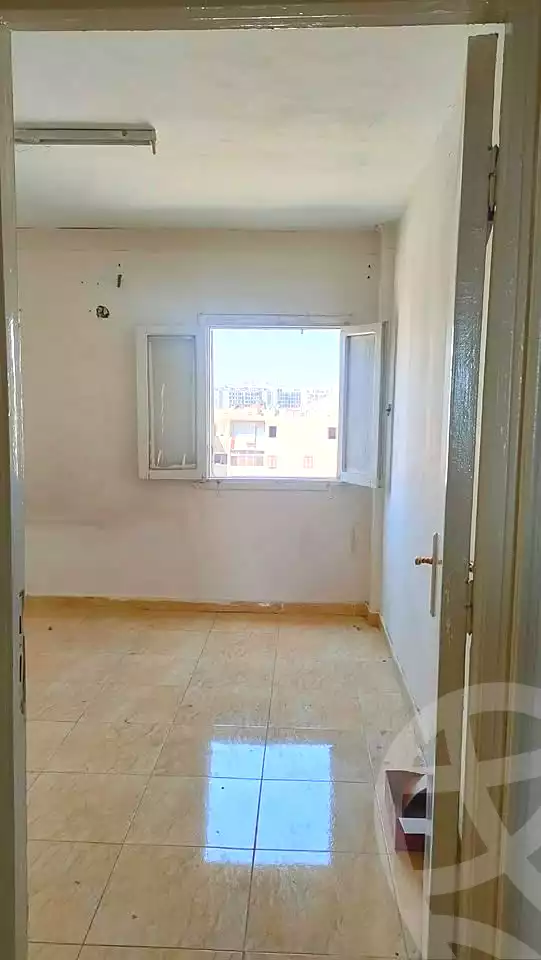https://aqarmap.com.eg/ar/listing/7058043-for-rent-cairo-15th-of-may-mjwr-26