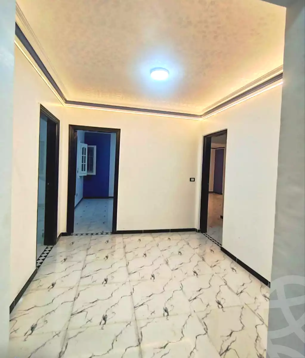 https://aqarmap.com.eg/ar/listing/7058039-for-sale-cairo-helwan-helwan-el-sharkeya-thabit-basha-st