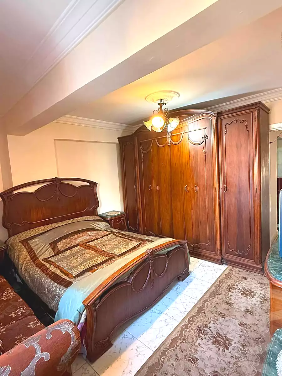 https://aqarmap.com.eg/ar/listing/7058078-for-sale-alexandria-sydy-bshr-sydy-bshr-bhry-ibrahim-el-sayed-st