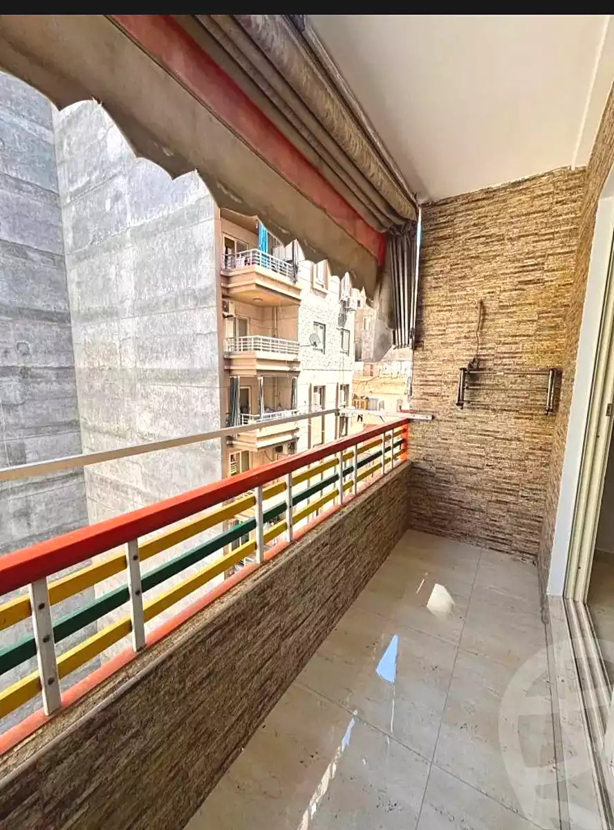 https://aqarmap.com.eg/ar/listing/7058189-for-sale-alexandria-miami-el-sebaey-st