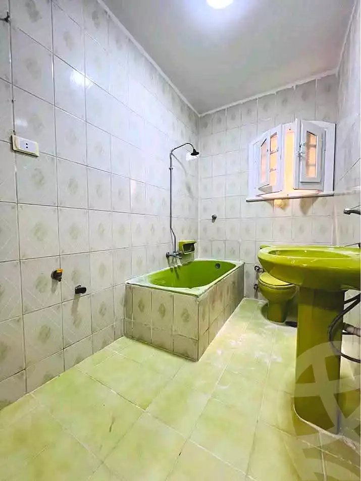 https://aqarmap.com.eg/ar/listing/7058309-for-sale-alexandria-al-agamy-shataa-el-nakheel