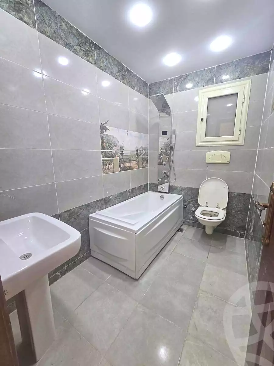 https://aqarmap.com.eg/ar/listing/7058388-for-sale-alexandria-miami-mahmoud-el-isawy-st