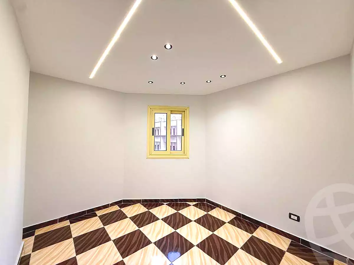 https://aqarmap.com.eg/en/listing/7058595-for-sale-alexandria-sydy-bshr-sydy-bshr-bhry-shr-khld-bn-lwlyd