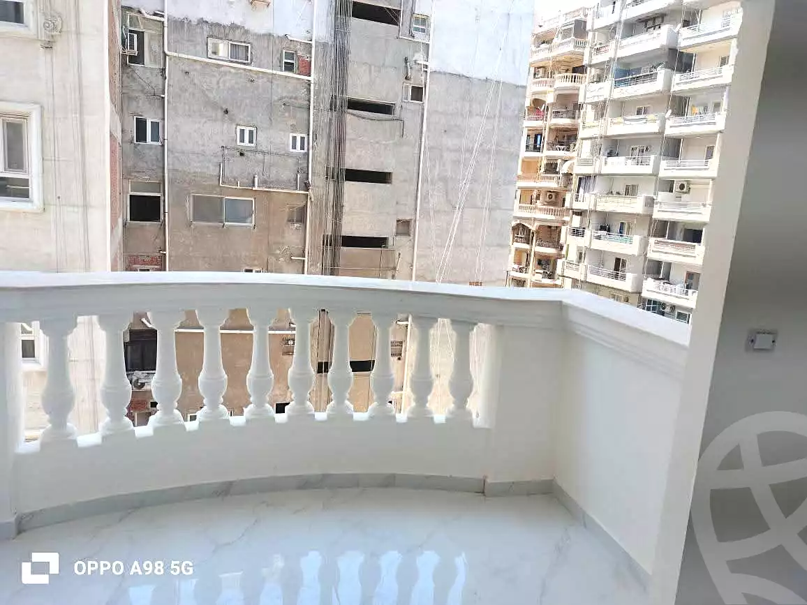 https://aqarmap.com.eg/ar/listing/7058646-for-sale-alexandria-miami-farook-abd-al-wahab-st