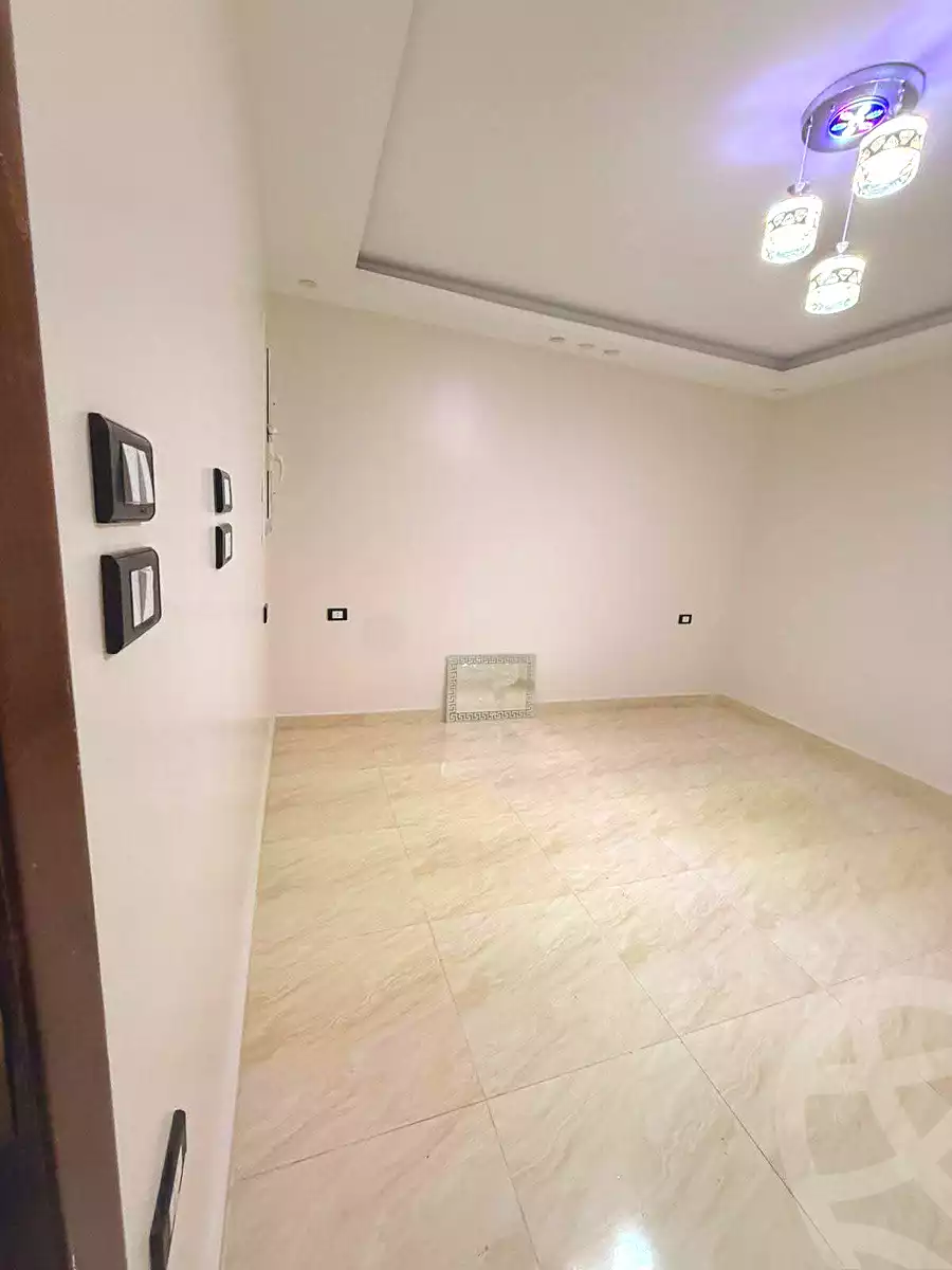 https://aqarmap.com.eg/ar/listing/7058791-for-sale-cairo-elnozha-Streettt-27