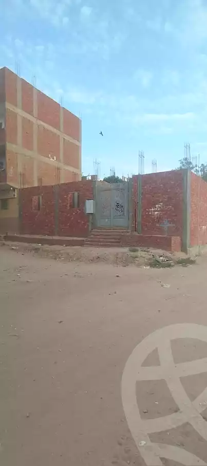 https://aqarmap.com.eg/ar/listing/7059068-for-sale-cairo-madinat-el-salam-isbico