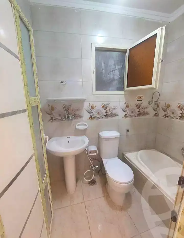 https://aqarmap.com.eg/ar/listing/7059398-for-sale-alexandria-miami-mahmoud-el-isawy-st
