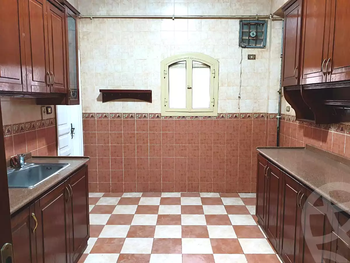 https://aqarmap.com.eg/ar/listing/7059449-for-rent-cairo-new-cairo-ganob-el-akadamiya-south-academy-b-medhat-el-kholy-st