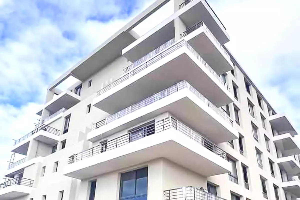 https://aqarmap.com.eg/ar/listing/7059457-for-sale-alexandria-international-coastal-road-compounds-in-international-coastal-road-blm-hylz-lskndry