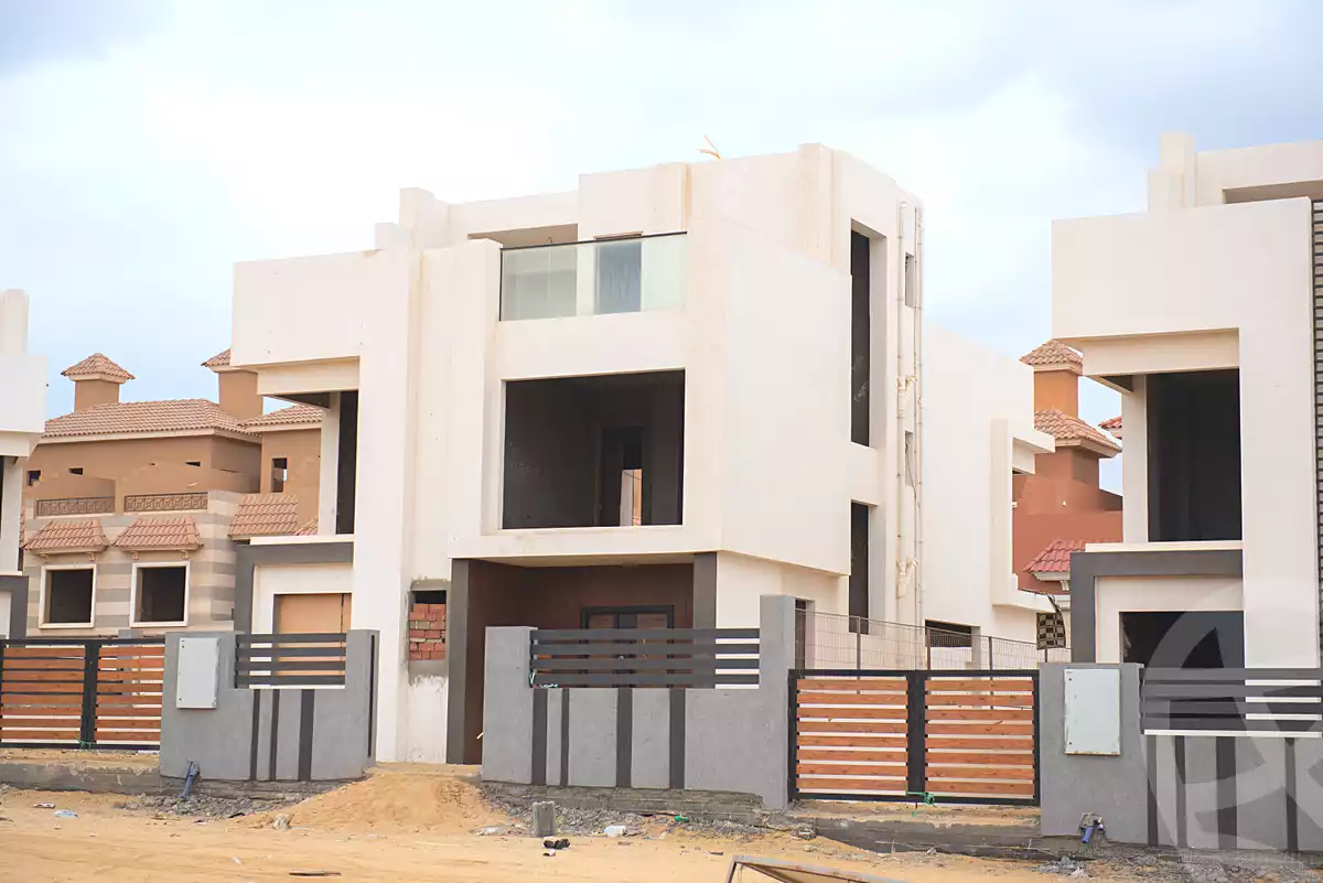 https://aqarmap.com.eg/ar/listing/7059506-for-sale-cairo-el-sheikh-zayed-city-lshykh-zyd-ljdyd-moon-hills-5-compound-sakan