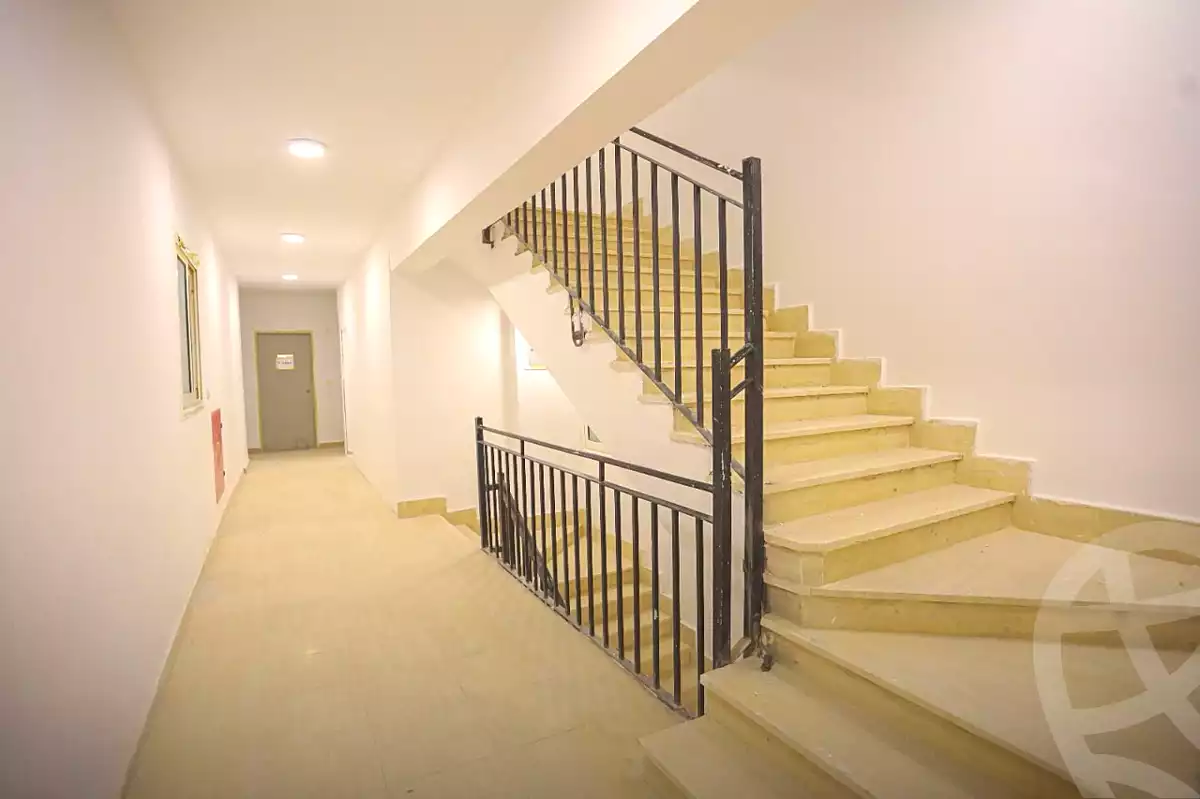 https://aqarmap.com.eg/ar/listing/7059689-for-sale-cairo-new-administrative-capital-r8-tj-msr
