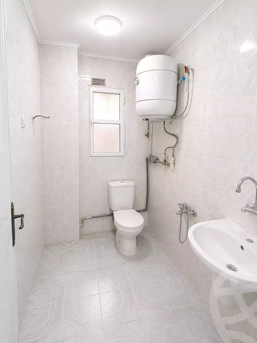 https://aqarmap.com.eg/ar/listing/7059785-for-rent-cairo-shoubra-jzyr-bdrn-ahmed-badawi-st