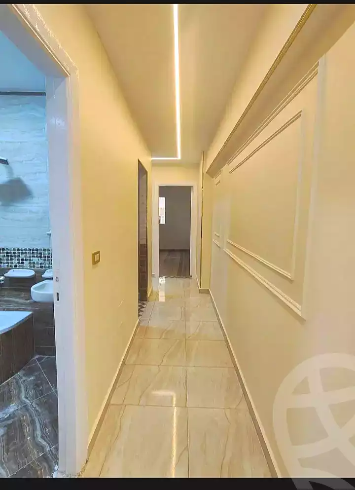 https://aqarmap.com.eg/ar/listing/7059903-for-sale-alexandria-miami-khld-bn-lwlyd