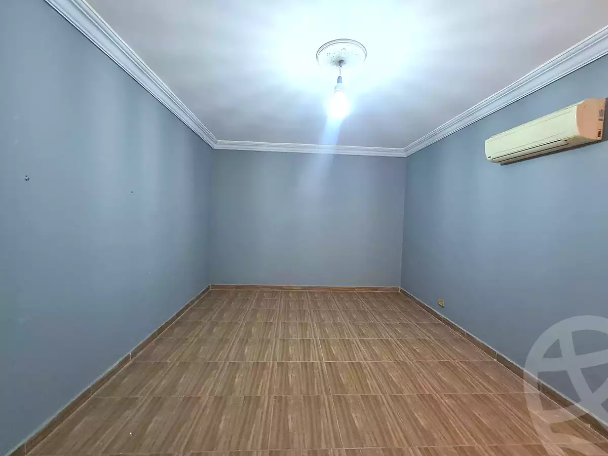 https://aqarmap.com.eg/en/listing/7060145-for-sale-alexandria-lauran-shr-mhmd-z-l-rb