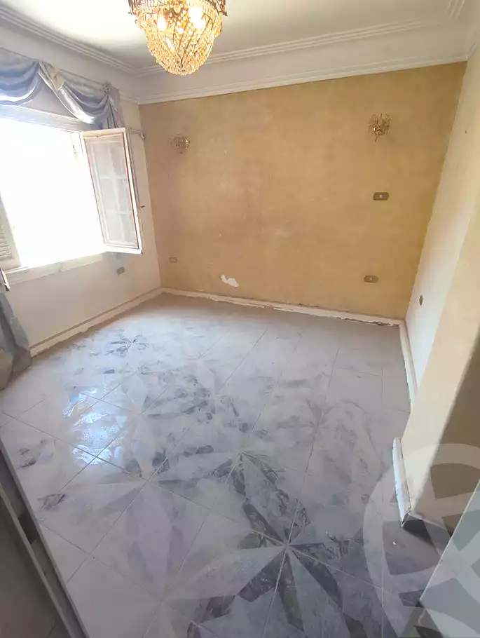 https://aqarmap.com.eg/ar/listing/7060366-for-sale-cairo-15th-of-may-mjwr-7