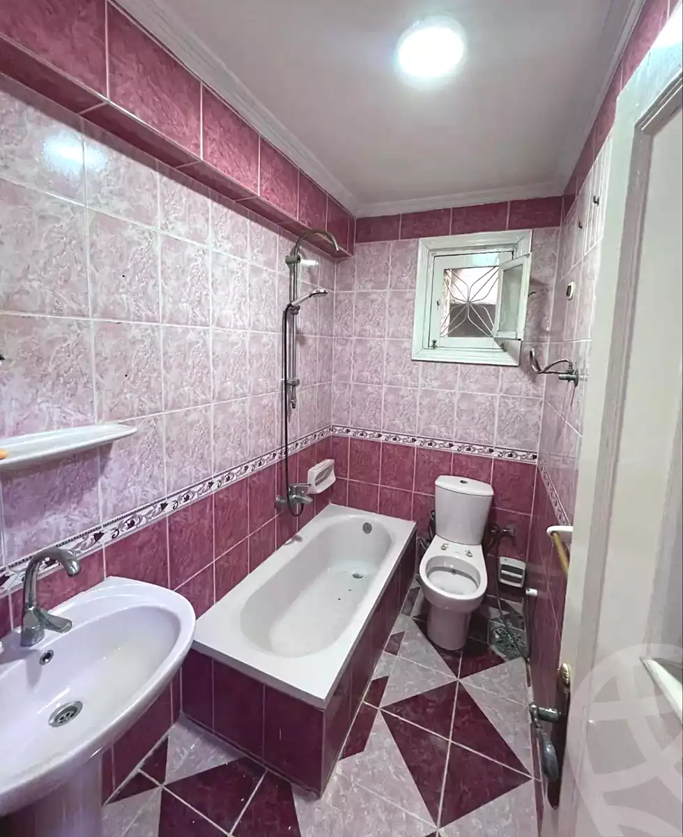 https://aqarmap.com.eg/en/listing/7060375-for-sale-alexandria-lsywf-el-falki-street-16-el-eslah