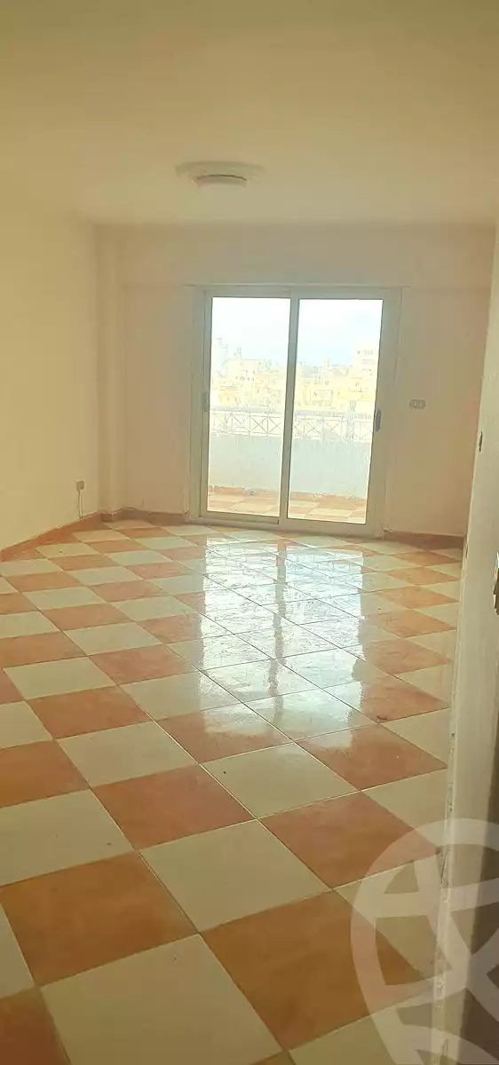 https://aqarmap.com.eg/ar/listing/7059110-for-rent-alexandria-al-agamy-el-hanouvel