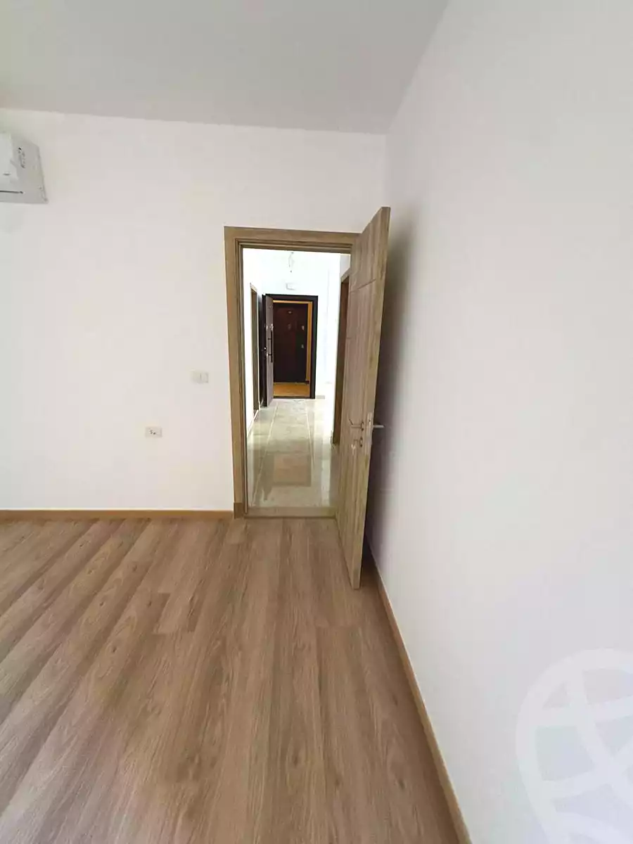شقة بغرفتي نوم في فيفث سكوير المراسم، صورة ٦ من ٢١