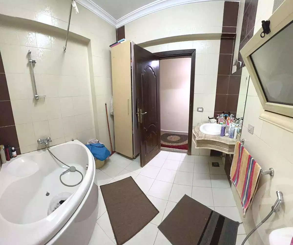 https://aqarmap.com.eg/ar/listing/7060654-for-rent-cairo-new-cairo-el-narges-el-narges-omarat-ahmed-lotfy-el-sayed-st