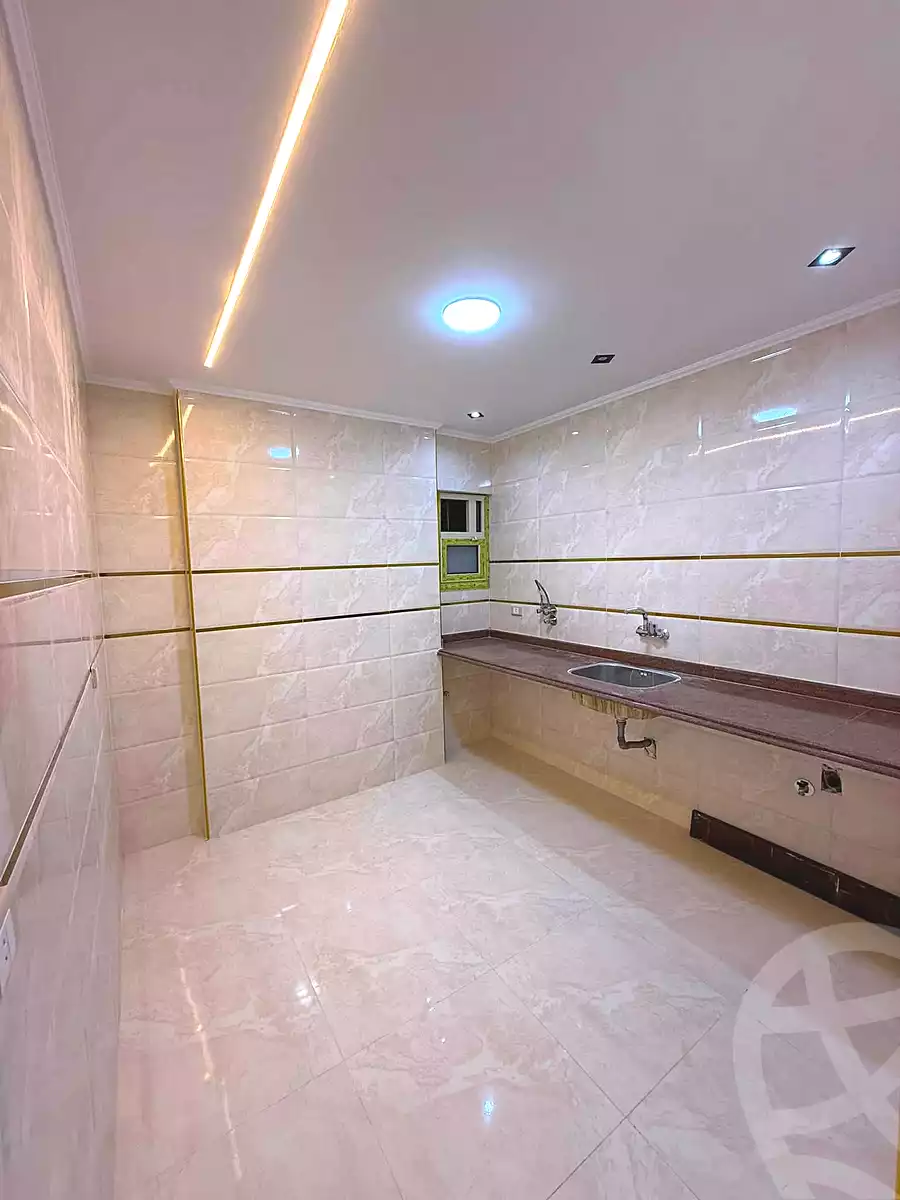 https://aqarmap.com.eg/ar/listing/7061419-for-sale-alexandria-sydy-bshr-sydy-bshr-bhry-street-15