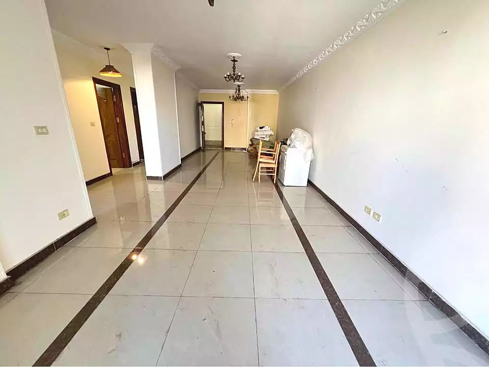 https://aqarmap.com.eg/en/listing/7061457-for-sale-alexandria-ganaklis-shr-bw-qyr-tryq-lhry