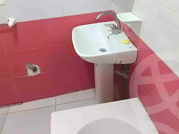 https://aqarmap.com.eg/ar/listing/7061456-for-rent-alexandria-al-agamy-lbytsh-shahr-al-assal-st