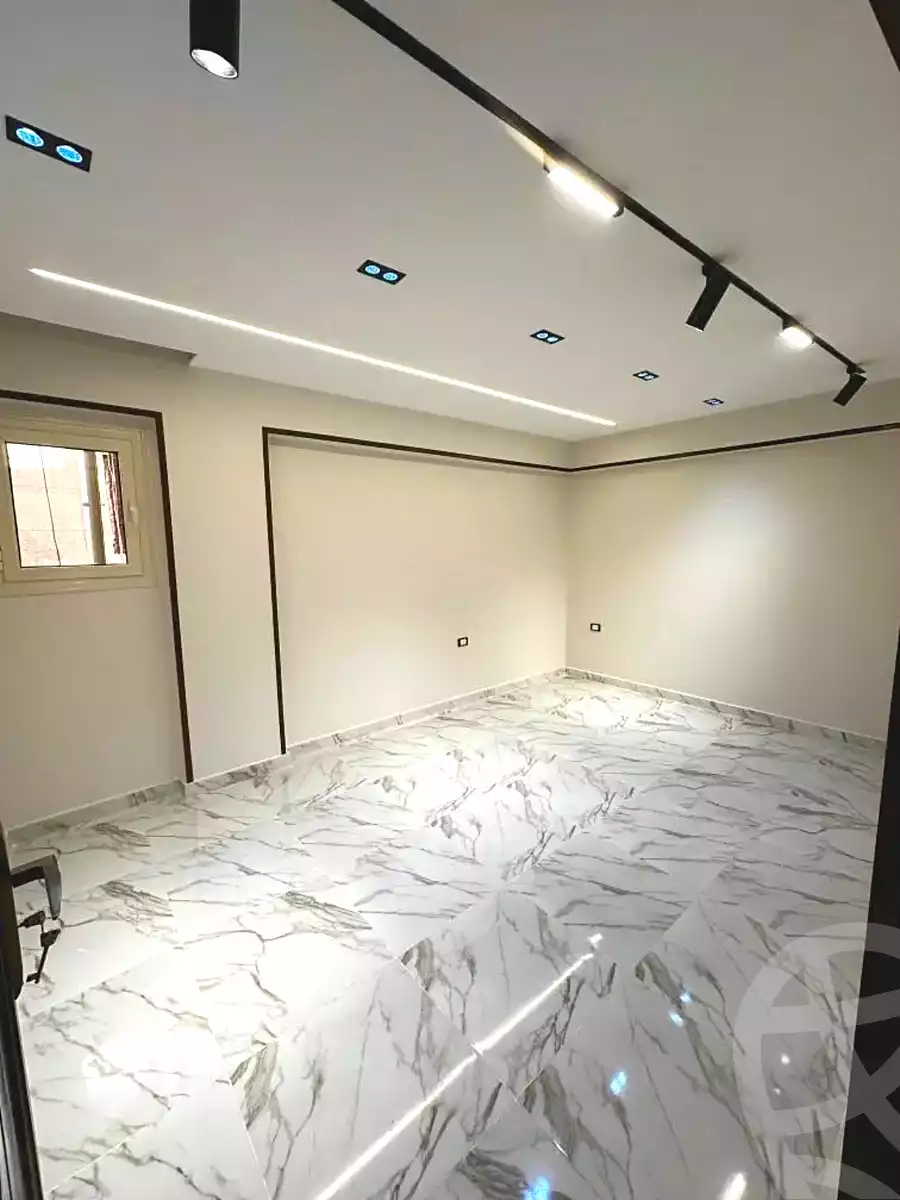 https://aqarmap.com.eg/ar/listing/7062092-for-sale-alexandria-al-agamy-lbytsh-shahr-al-assal-st