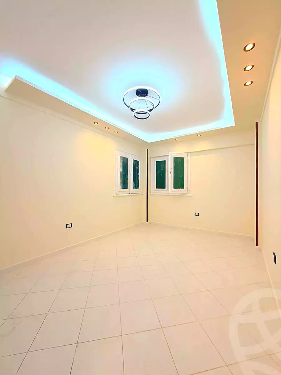 https://aqarmap.com.eg/en/listing/7062097-for-sale-alexandria-al-agamy-shataa-el-nakheel
