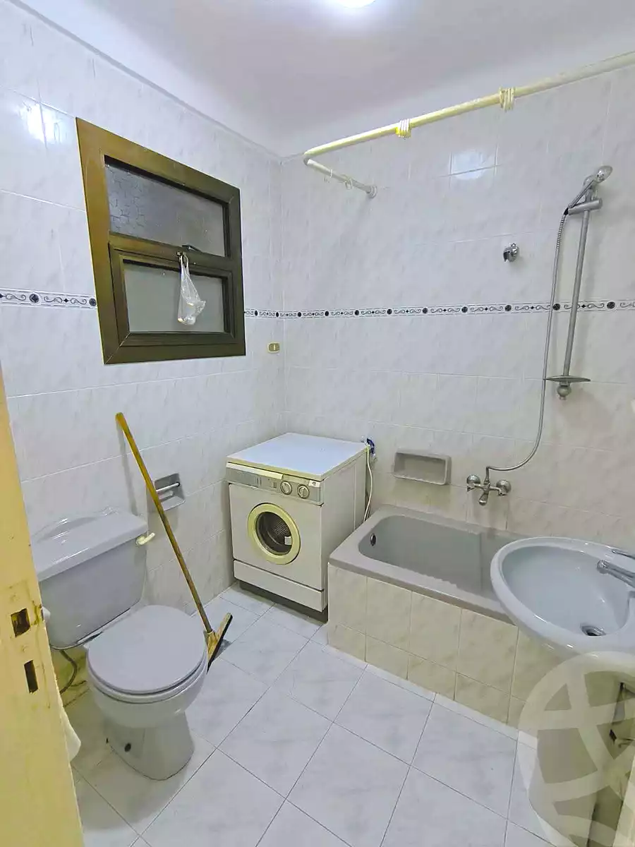 https://aqarmap.com.eg/ar/listing/7062106-for-sale-alexandria-al-agamy-shataa-el-nakheel