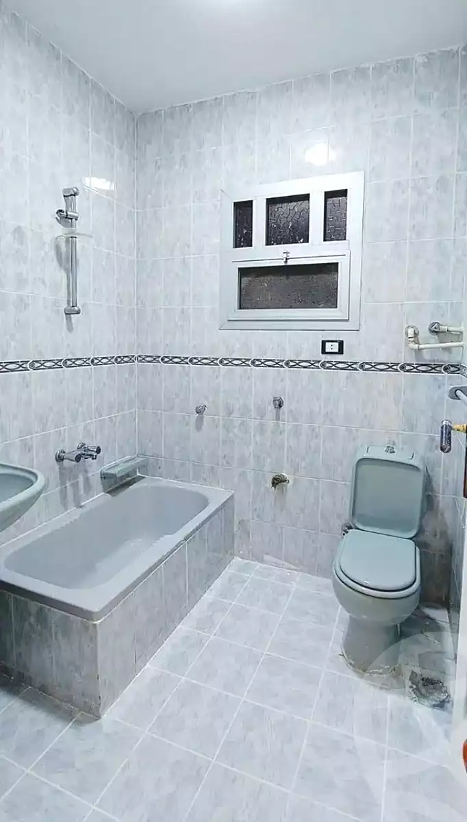 https://aqarmap.com.eg/en/listing/7062182-for-sale-alexandria-al-agamy-shataa-el-nakheel