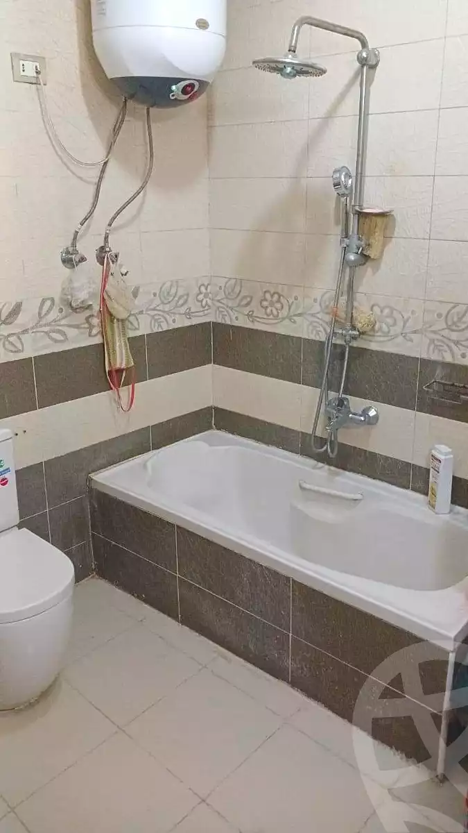https://aqarmap.com.eg/ar/listing/7062267-for-sale-cairo-ain-shams-ain-shams-el-sharkia-shr-brhym-bd-lrzq