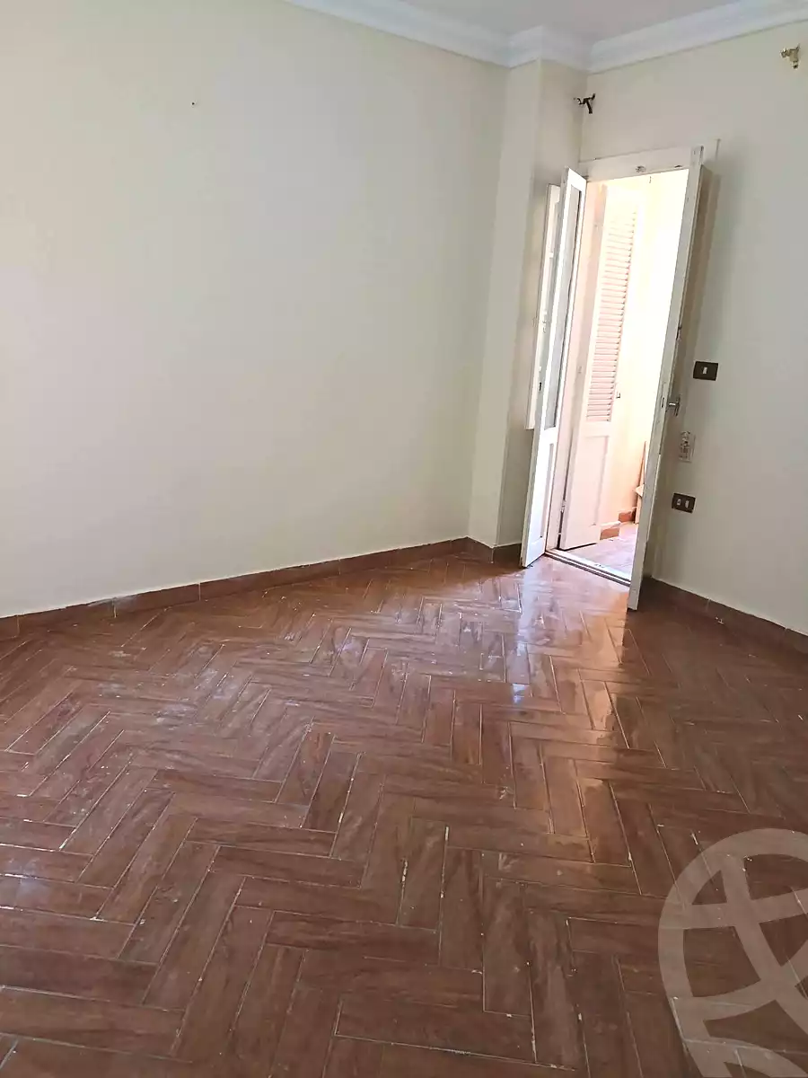 https://aqarmap.com.eg/ar/listing/7062363-for-rent-alexandria-zezenia