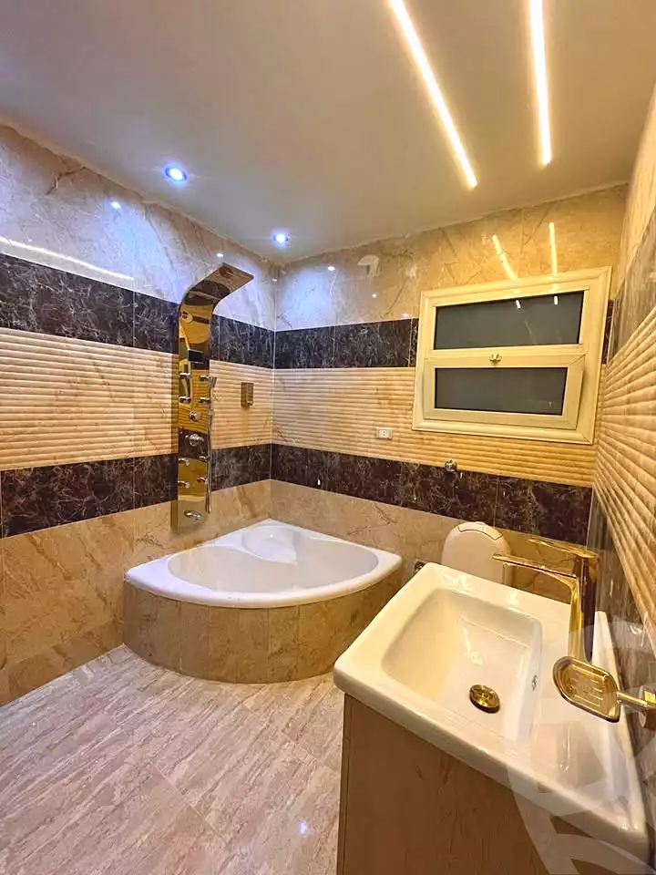 https://aqarmap.com.eg/en/listing/7062423-for-sale-alexandria-al-agamy-lbytsh-bianchiii